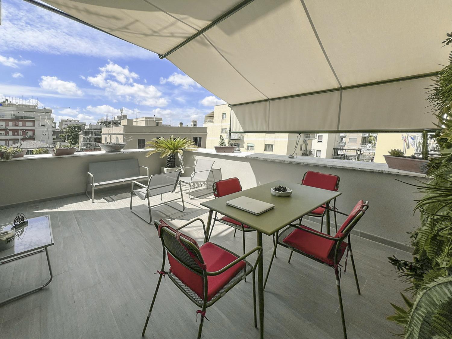 Attico Urbano Terrazza Su Roma Metro A Cornelia Apartment Bagian luar foto